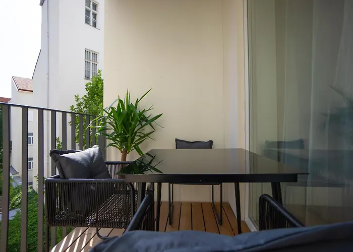 Apartamento 42m2 Apartment, Location With Big Terrace Viena